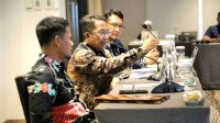 Wali Kota Batam, Amsakar Achmad, memaparkan program perlindungan pekerja saat Wawancara Nasional Jamsostek Award Tahun 2026 di Pullman Jakarta Indonesia Thamrin CBD, Kamis (15/10/2026).